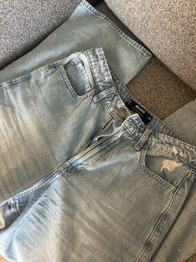 Hollister High Waisted Wide Leg Light Wash Distressed Jeans